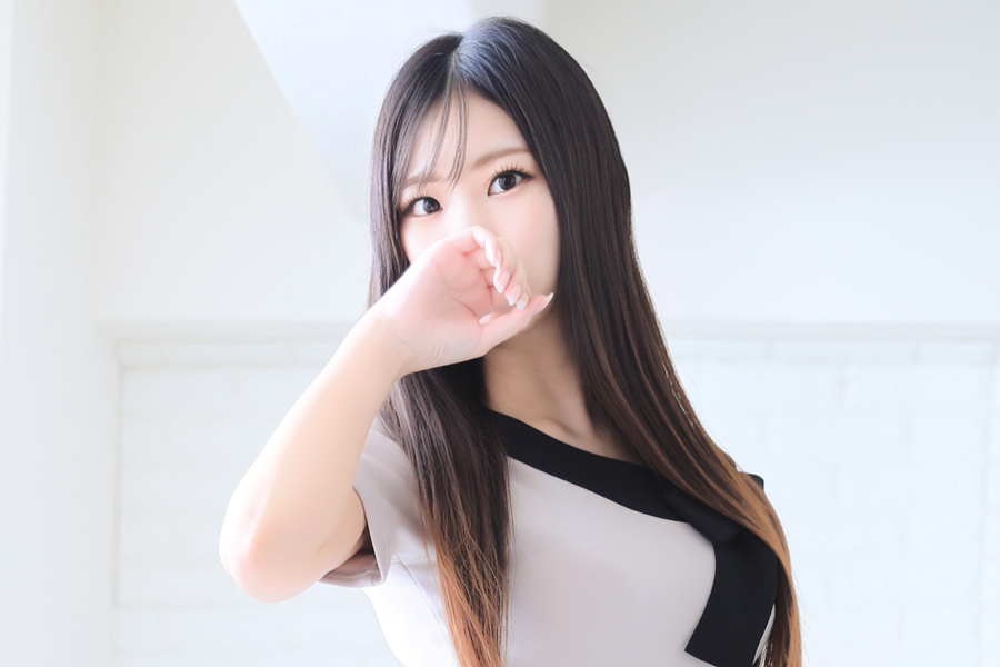 名古屋愛知風俗デリヘル 新人・ひなの 写真