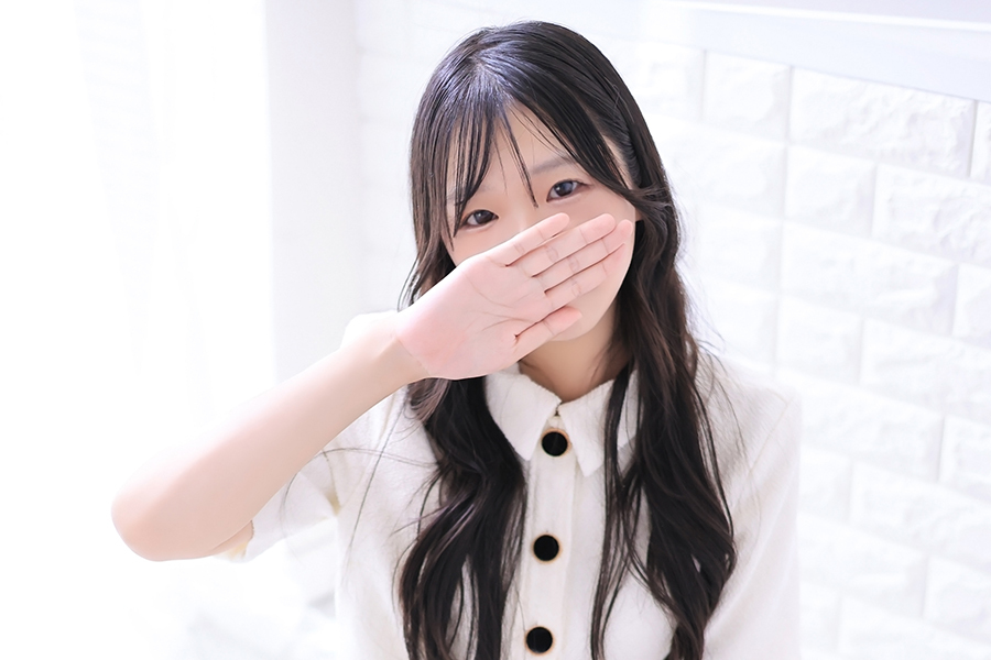 名古屋愛知風俗デリヘル 新人・かほ 写真